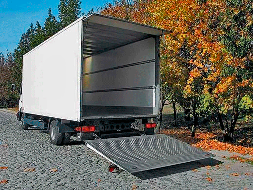 Грузовики с гидробортом или гидролифтом