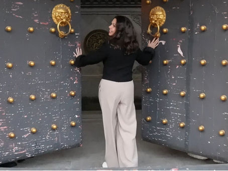 🎥✨ Join Emma Hawley as she takes you behind the scenes of the incredible Cimen Lin Bing Dance Academy 🎥✨ 