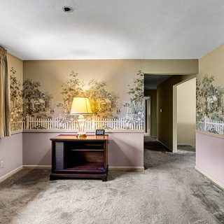 Dining Room - Main Floor