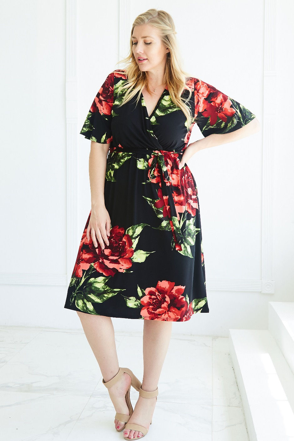 Thumbnail: DIANA FLORAL MIDI DRESS