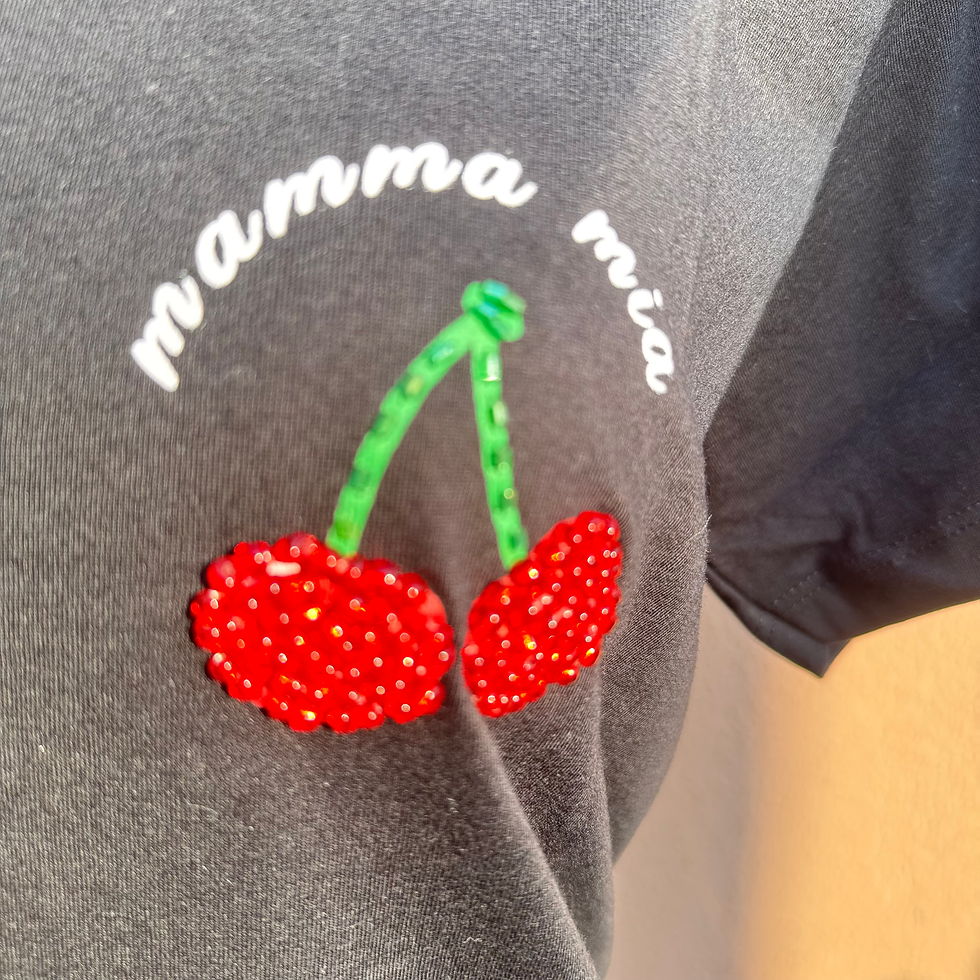 Miniatura: T-SHIRT PRETA CEREJA BORDADA tam M