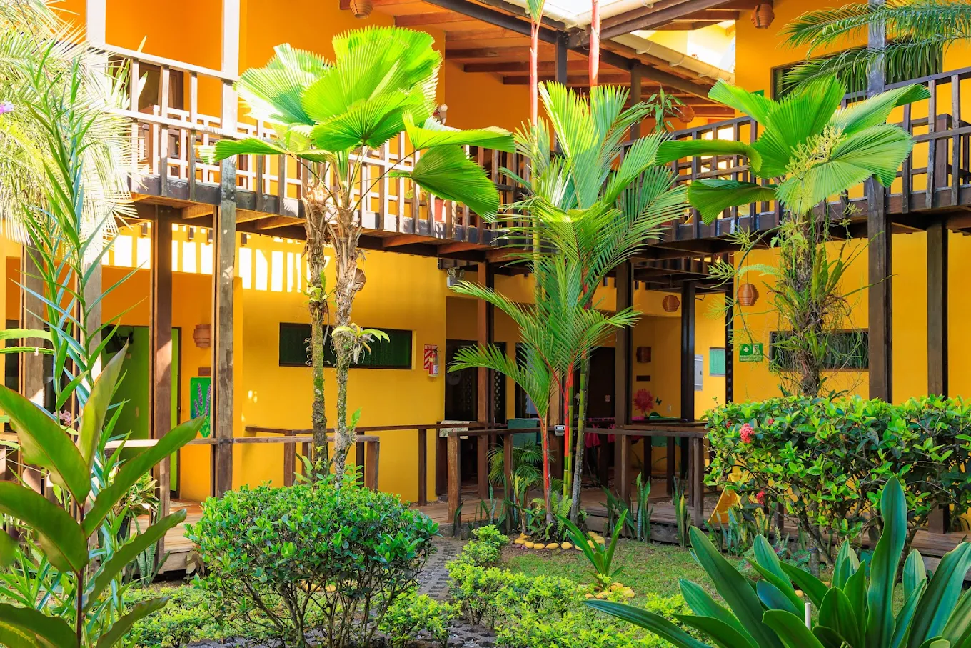 La Casa de las Flores Hotel