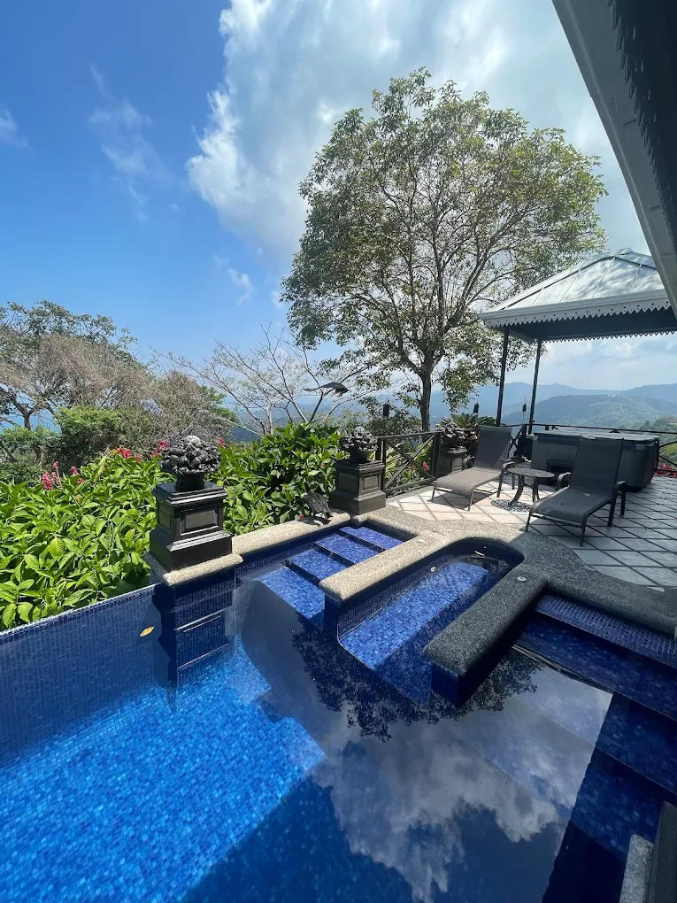 Hotel Villa Caletas