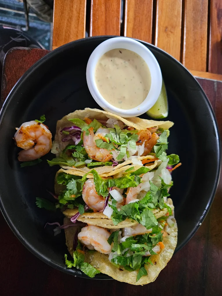 Catarata uvita food 