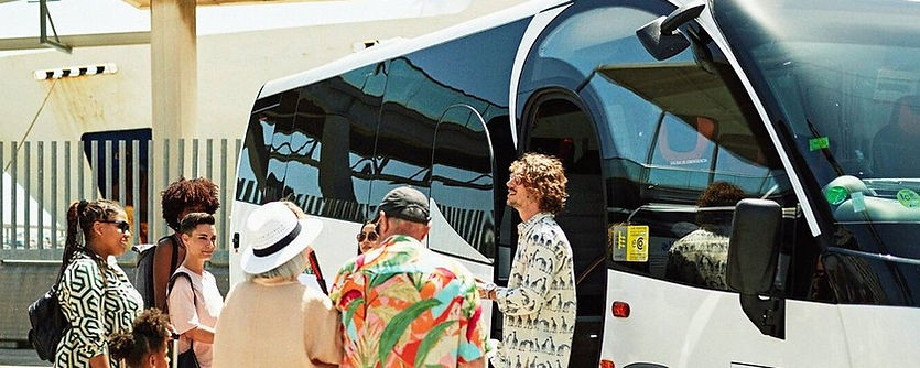 group-shared-shuttle-bus-service-costa-rica.jpg