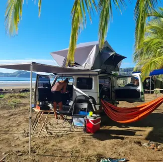 Camping-car Costa Rider sur la plage