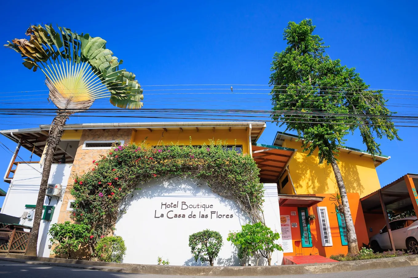 La Casa de las Flores Hotel