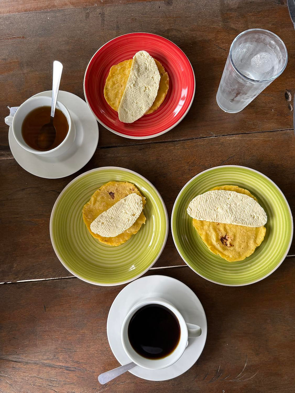 degustación de quesos y tortillas