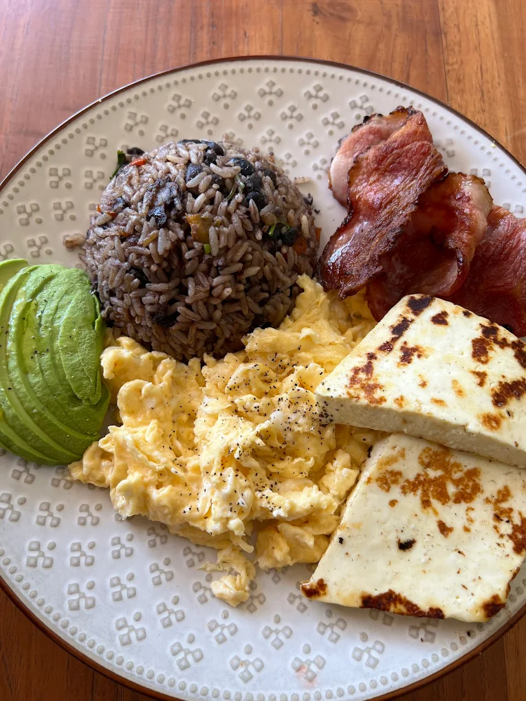 Munchies Santa Teresa