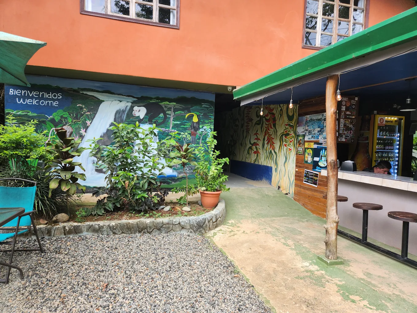 Catarata uvita entrance bar