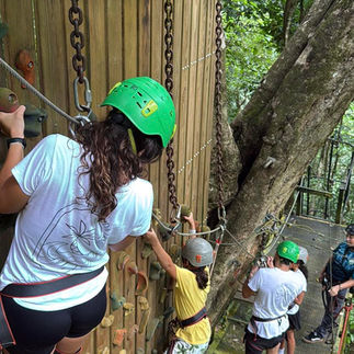 Circuito de cuerdas altas Muro de escalada