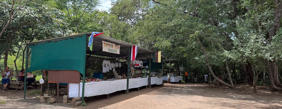Llanos de Cortez Waterfall souvenirs