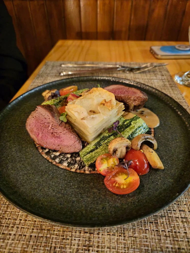 El Sapo — Restaurante & Bar