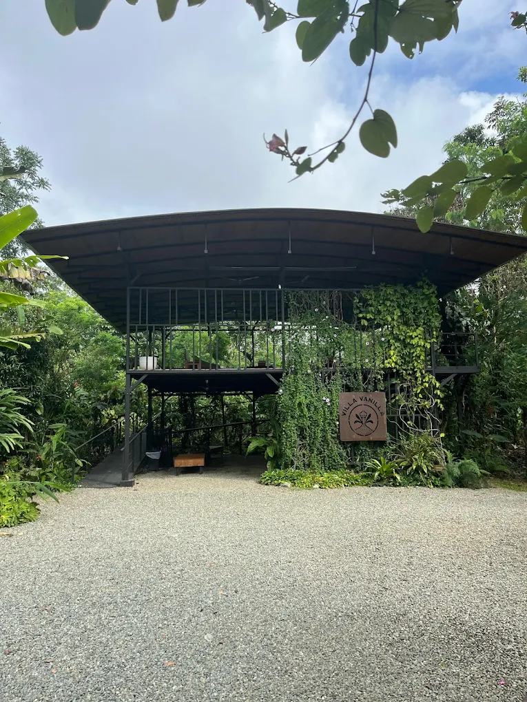 Villa Vanilla Spice Farm Tour 