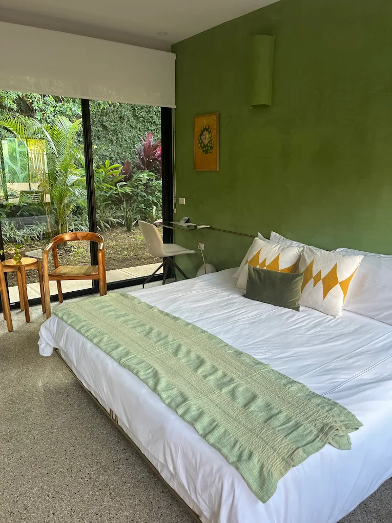 Hotel Amavi
