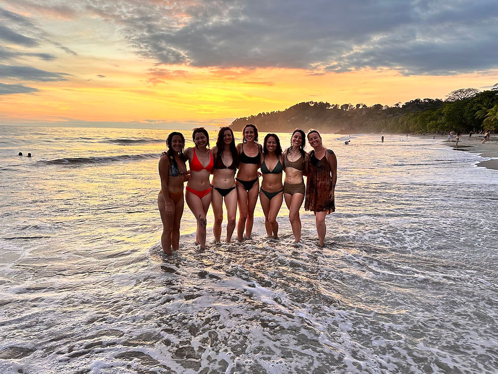 Principaux avantages d'une formation de professeur de yoga à l'étranger (édition Costa Rica)