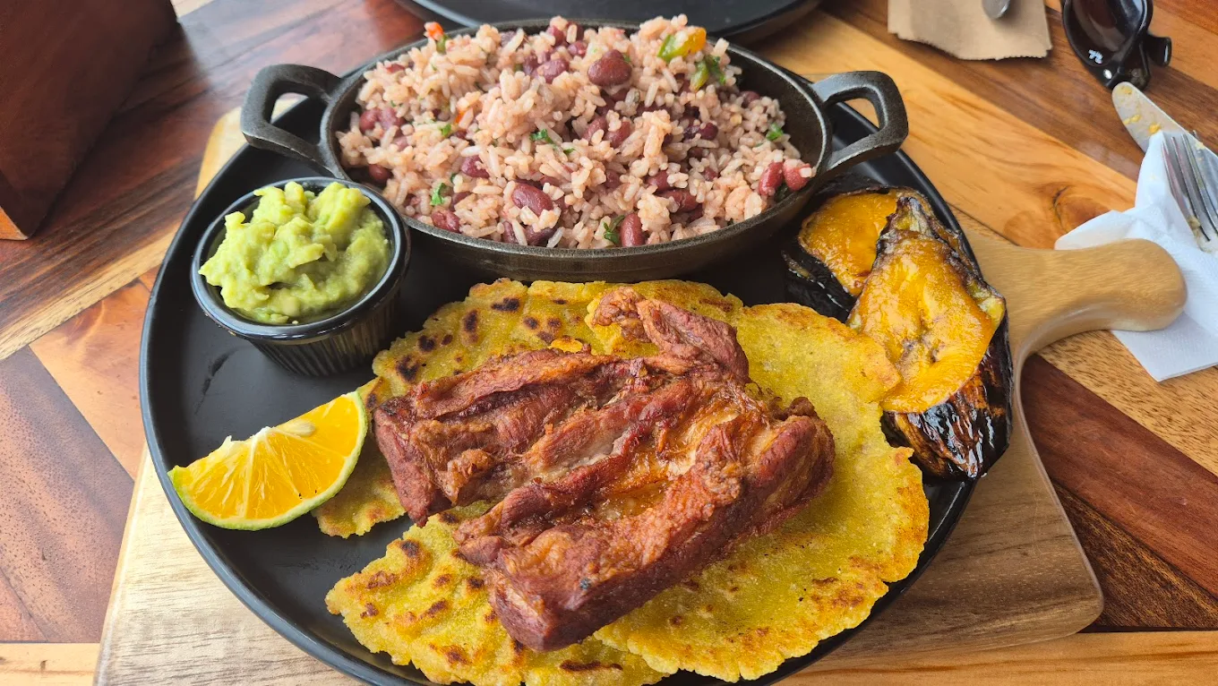 Restaurante Sabor Tico