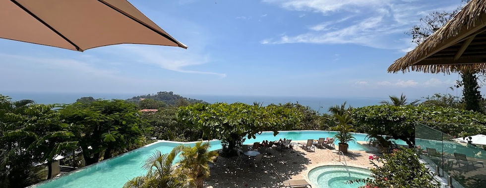 Hotel Pool