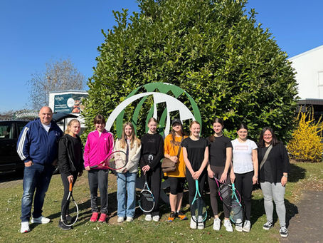 Erfolgreicher Start in die neue Saison für die U15 Mädchen des Tennisvereins Bendorf