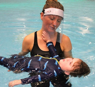 A picture of Helena Eflerova, an aquatic practitioner working with Liquid Listening to deliver Musical Hydrotherapy