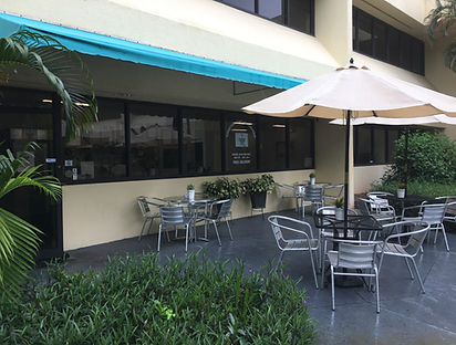 Lemon Cafe Outside Service 1