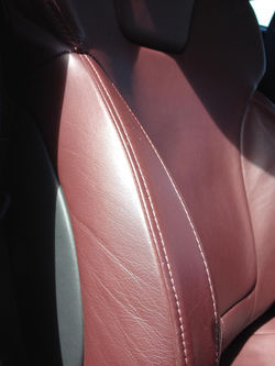 ASTON MARTIN V8 VANTAGE 4.3 OISE 60