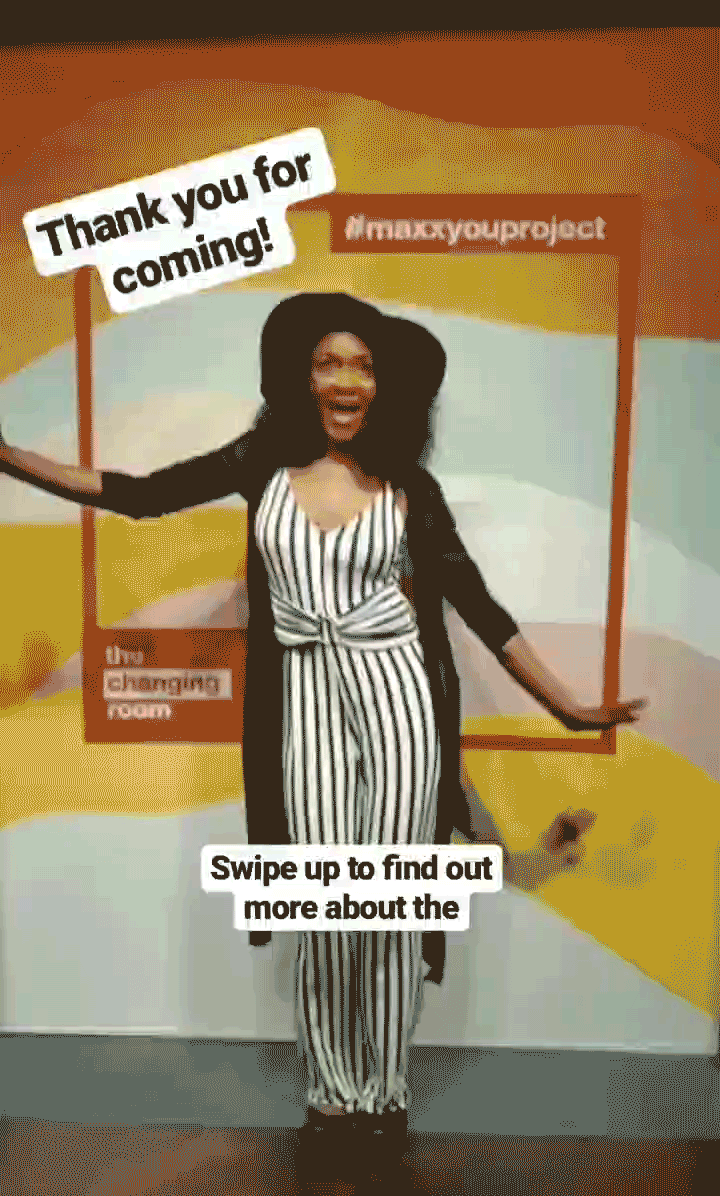 IG_Selfie_Wall.gif