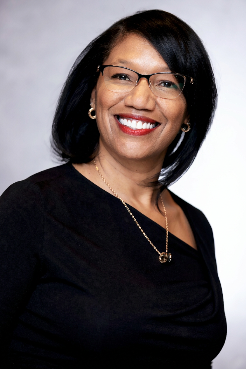 Carole Headshot.jpg