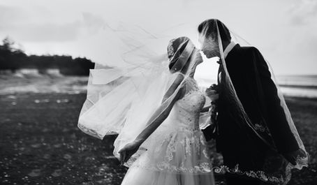 Making Your Backyard Wedding a Reality: Tips and Tricks