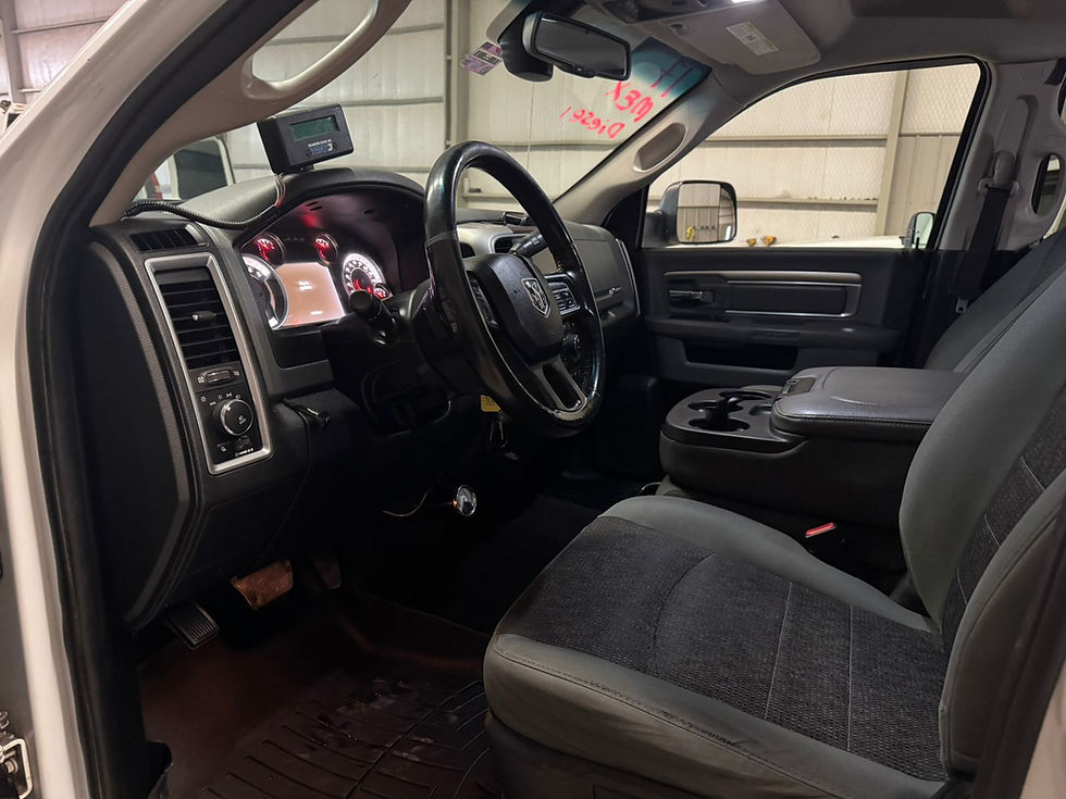 Miniatura: 2017 Dodge Cummins Dully Big Horn