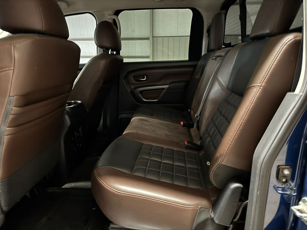 Miniatura: 2016 Nissan Titan XD Cummins PLatinum 4X4