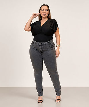 calça plus.jpg