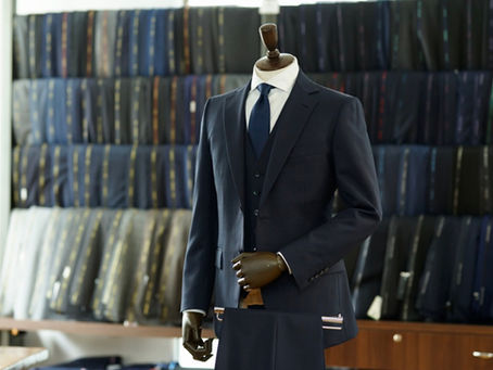 スーツフェア間も無く終了