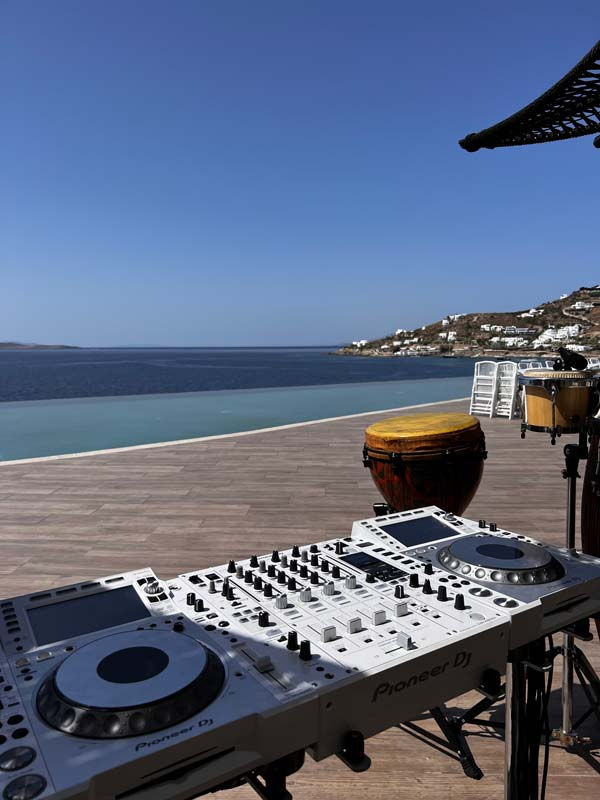 dj equipment rental