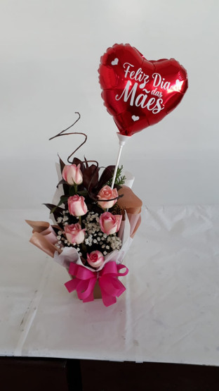 (cor de) Rosas R$120