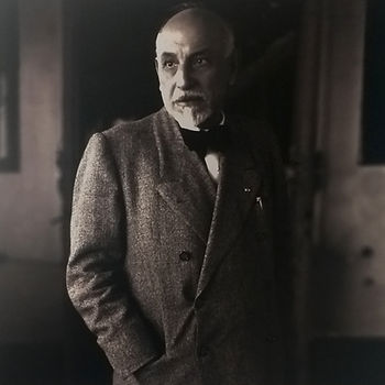 "Luigi Pirandello: The Life, Works, and Legacy of a Genius in Literature and Theater