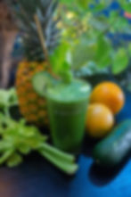 jugo piña apio naranja