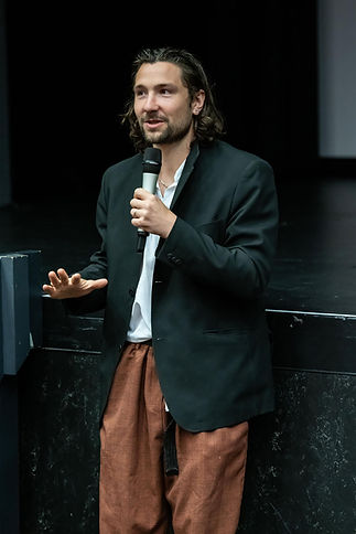 Memorial Theatre.jpg