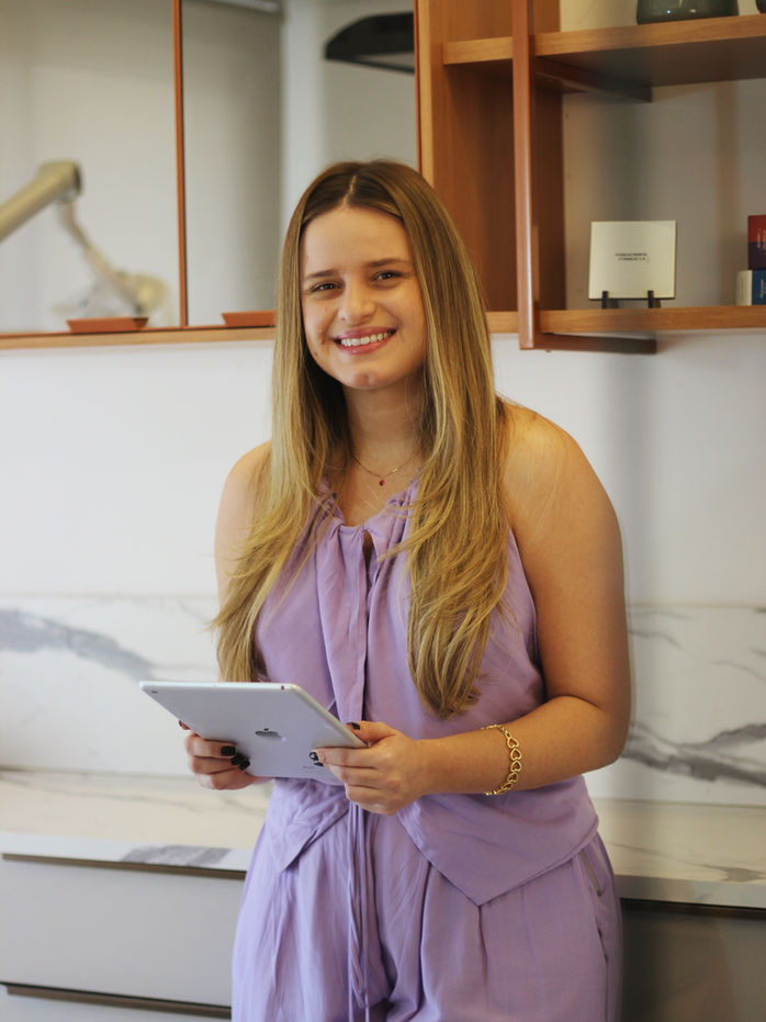 Rackel Dentista Clinica Almari