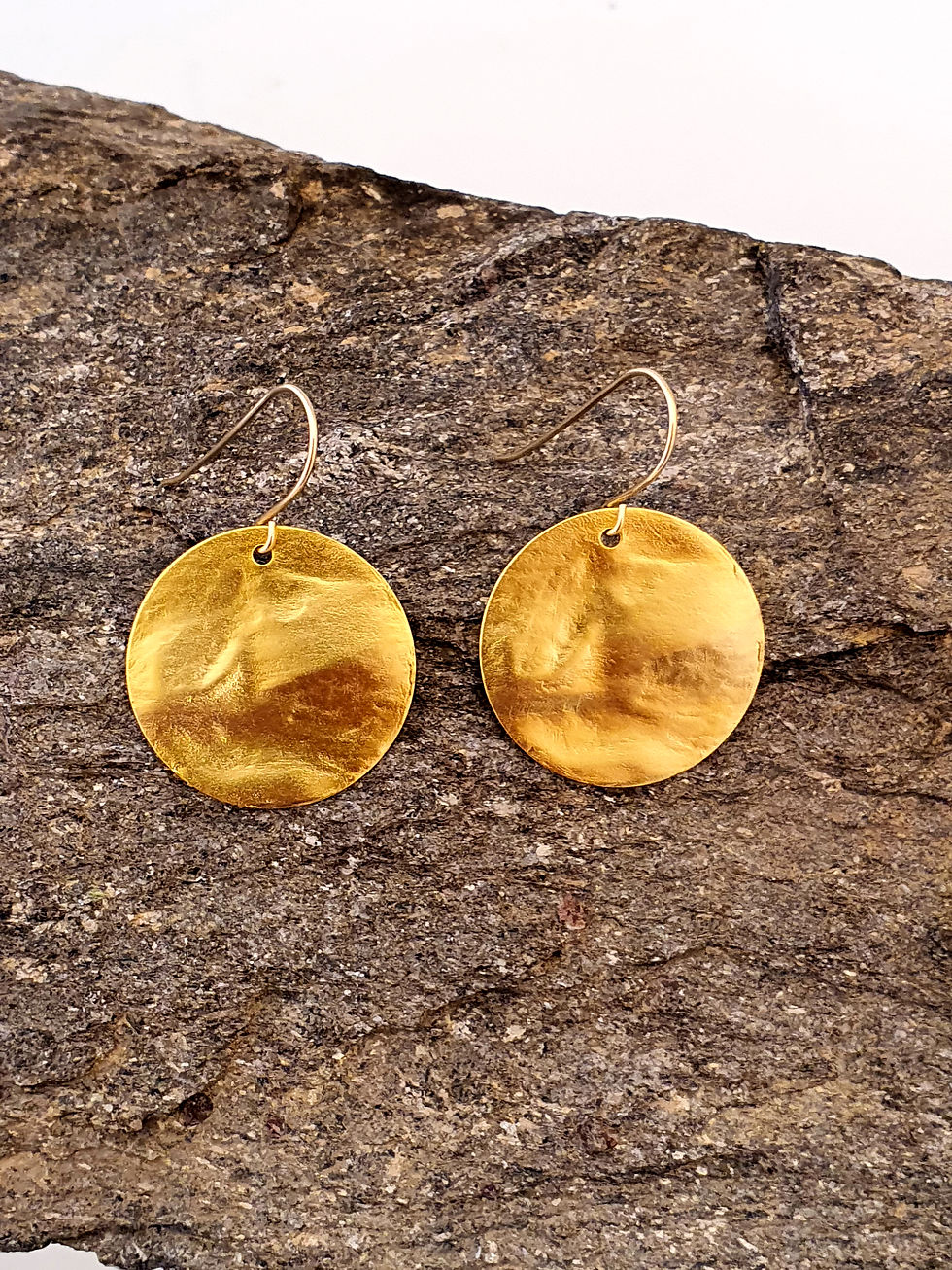Thumbnail: Single gold handmade disk earring