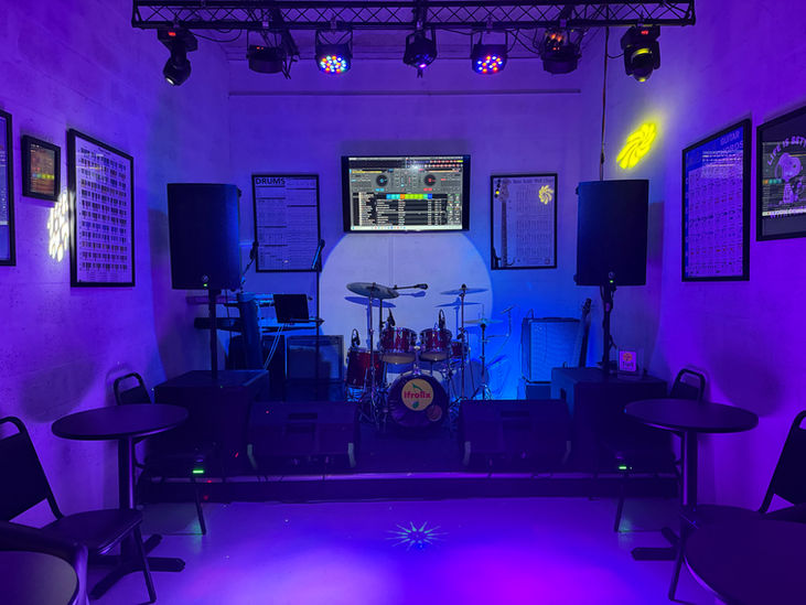 The ifrolix Studio.