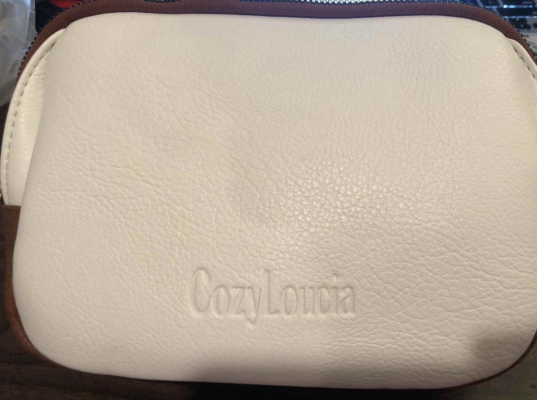 Cozy Loucia White and Brown Belt Bag