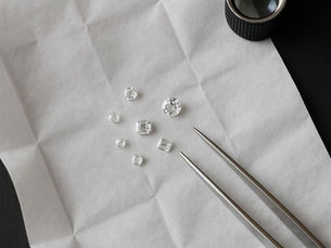A gemologist-level breakdown of diamond cut, colour, clarity, and carat — how each factor affects price and brilliance, and which grades actually deliver the best value.