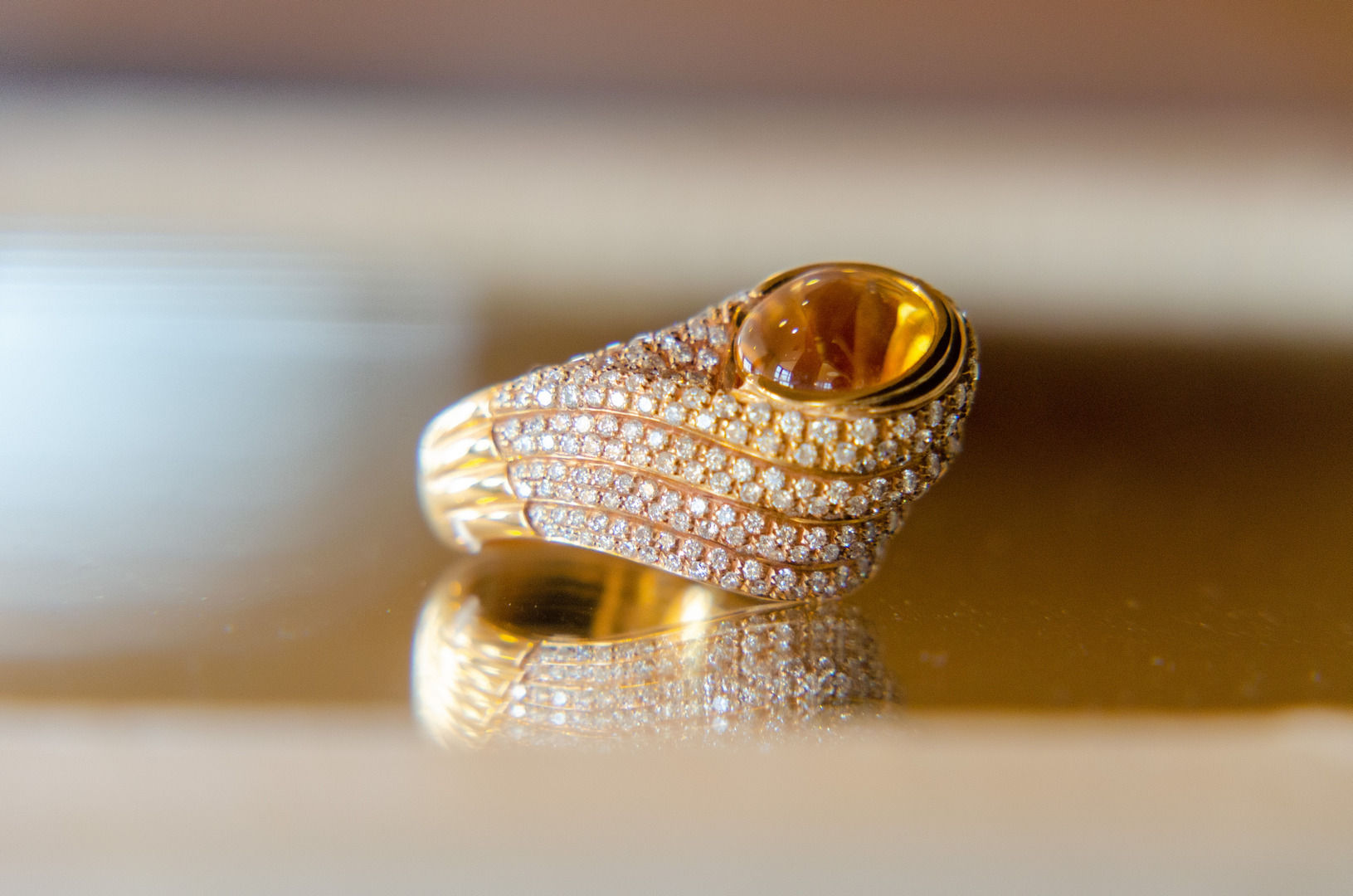 Кільце з цитрином з діамантами