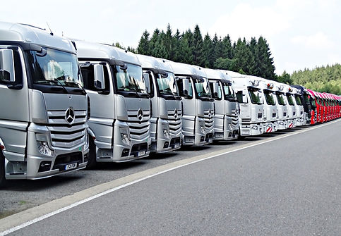 truck-2707700_1280.jpg