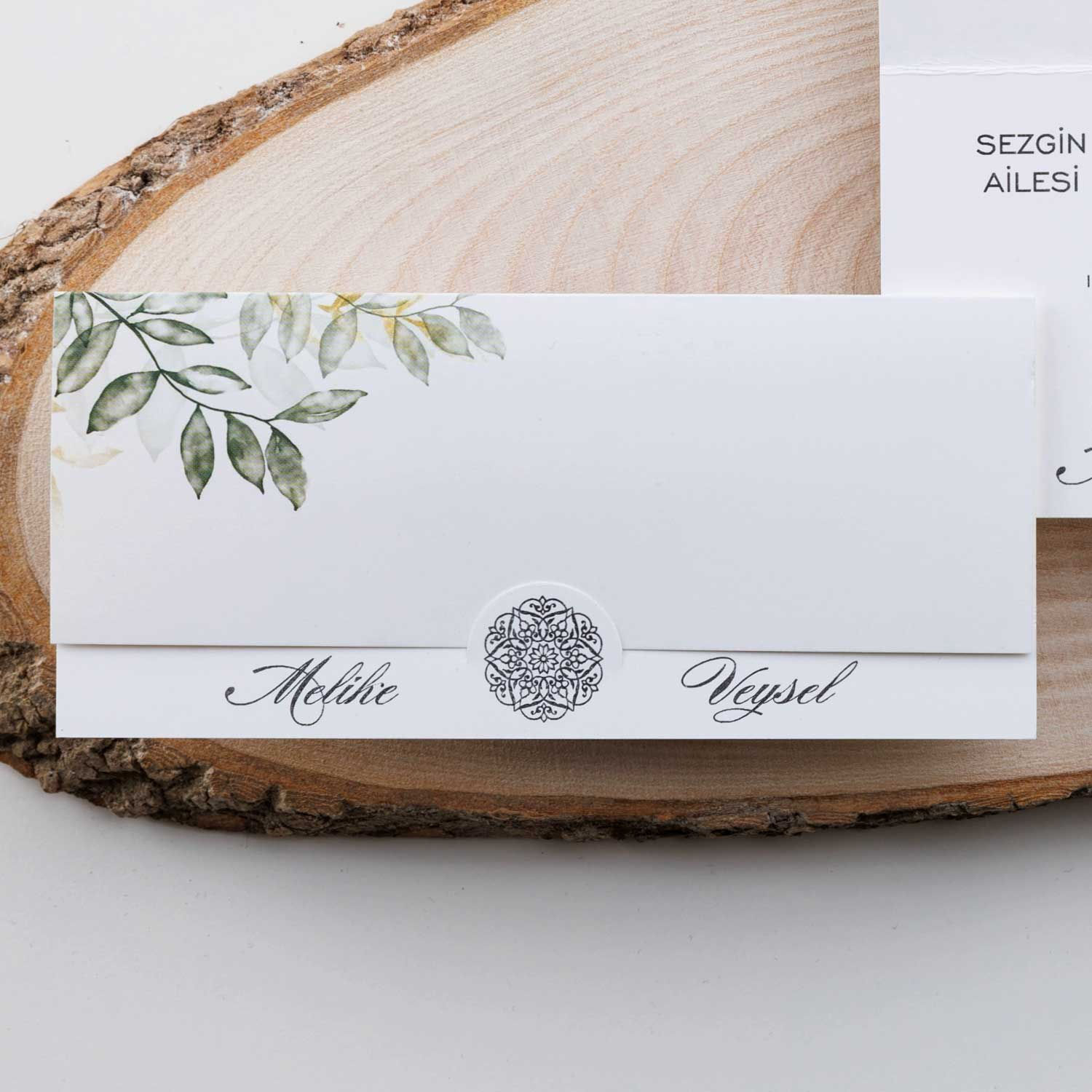 Bu bir Modern 2095 düğün davetiyesi fotoğrafıdır.