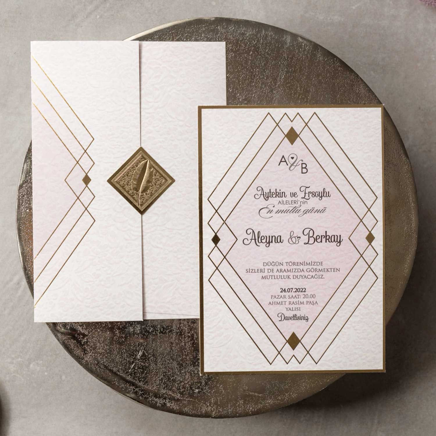 Bu bir 8384 wedding düğün davetiyesi fotoğrafıdır.