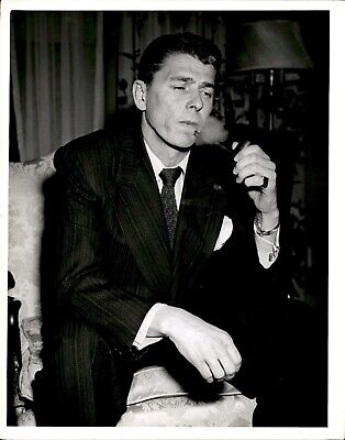 Ronald Reagan smoking premium tobacco
