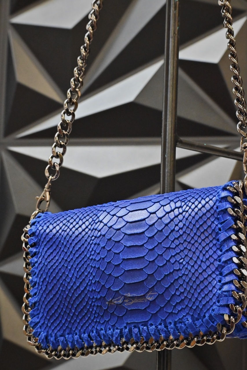 Thumbnail: Italian Snake Print