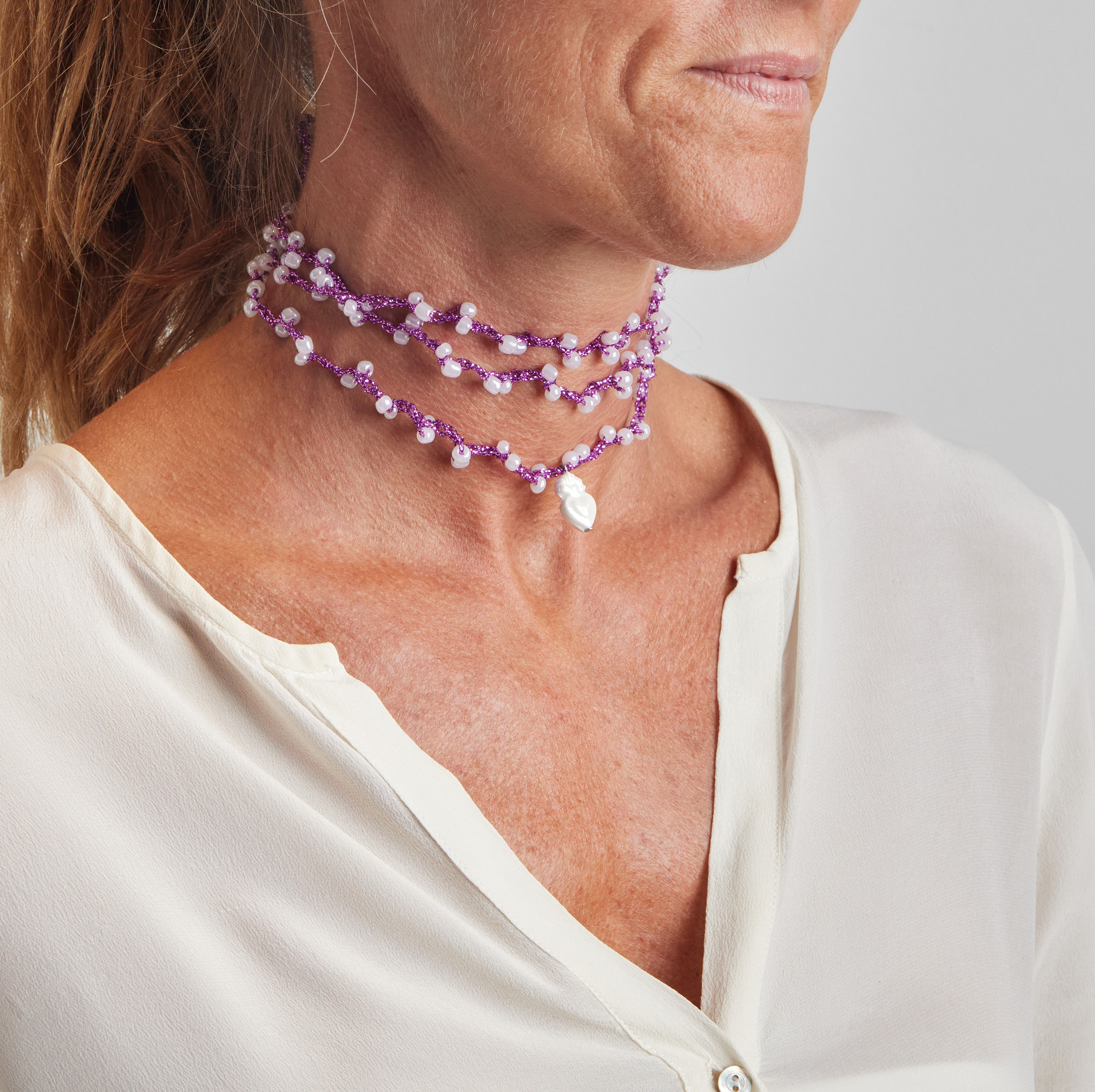 CHOKER SAGRADO CORAZÓN metallic pink